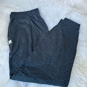 Vuori Womens joggers
